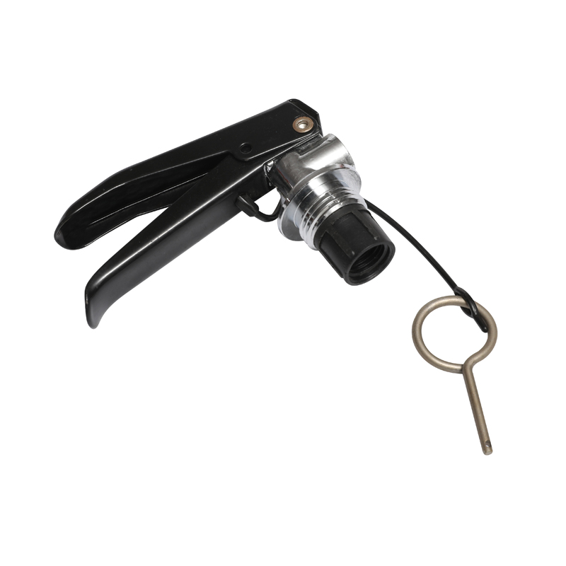 كيف يتم تشغيل صمام طفاية حريق M30 لإطلاق العامل الإطفاء؟